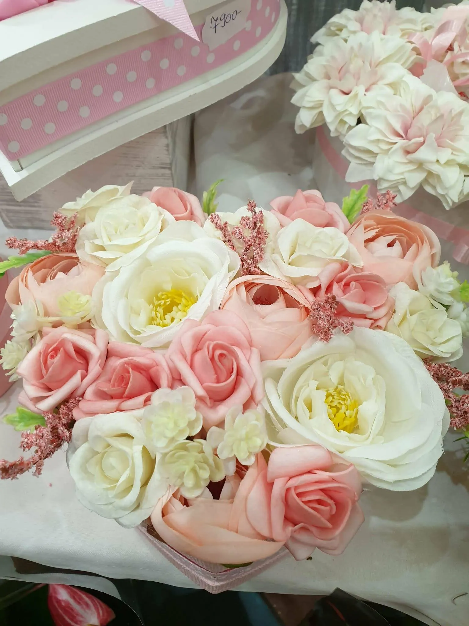 Harmónia Virágsziget — virágkötés 106