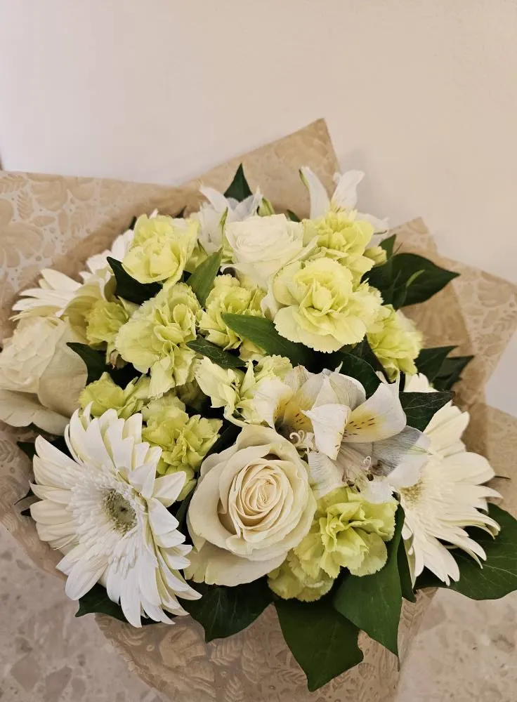 Harmónia Virágsziget — virágkötés 24